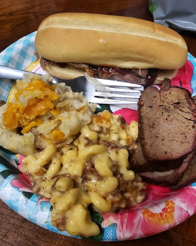 Pulled Pork Sandwich with Bacon Mac and Cheese and Tri Tip